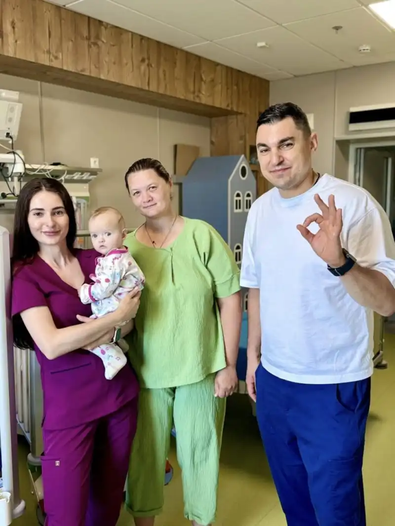 В Охматдиті врятували 8-місячну дівчинку з унікально складною патологією